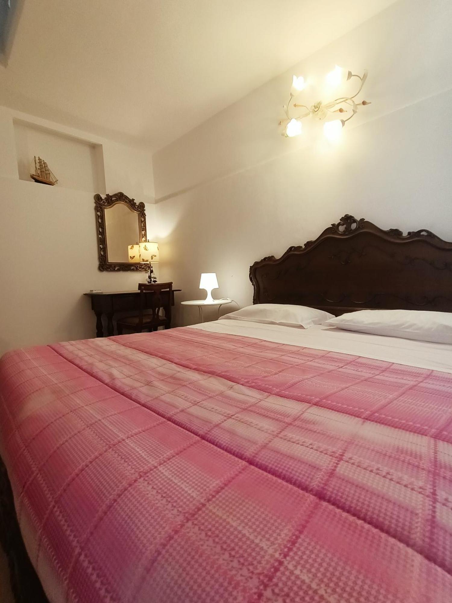 Le Dimore Di Chiara Imperia Εξωτερικό φωτογραφία